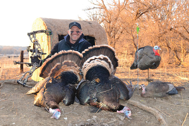 Bowhunting-turkeys-how-to