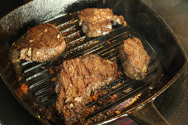 juniper balsamic wine venison steaks recipe grill
