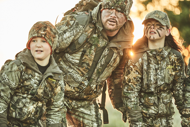 To Fool a Big Buck's Wary Nose, Scent Control Clothing Is a Must