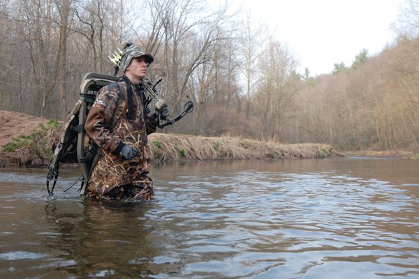 3 Secrets for Bowhunting Pressured Ground